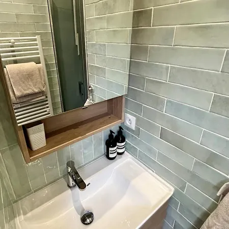 Beautiful New And Comfortable 10min From Montmartre * Parigi